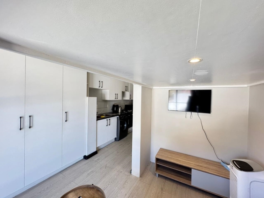 1 Bedroom Property for Sale in Salt River Western Cape